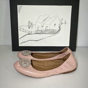 Tory Burch Minnie Travel Ballet Shell Pink
Women's Size US 9 M